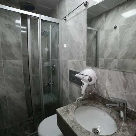 Taksim Diamond Hotel 2*